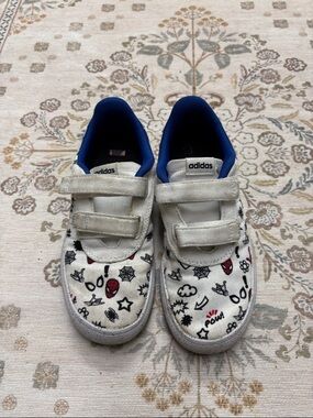 adidas Kids White Sneakers with Blue Lining and Black & Red Graphics